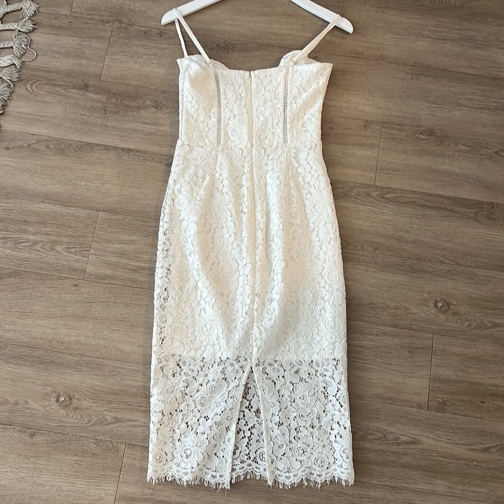 Bardot Brielle Ivory Lace Bustier
Midi Dress - lightly worn - Picture 2 of 6